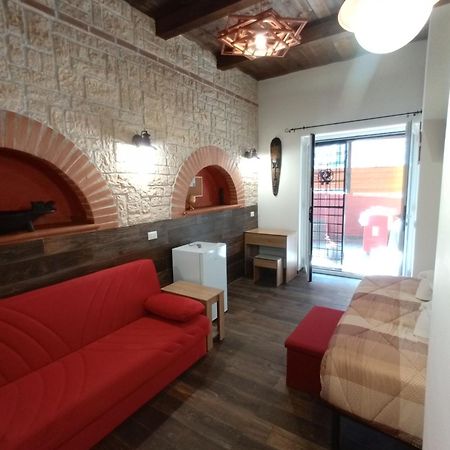 Big Mama Jungle Rooms Terracina Exterior photo