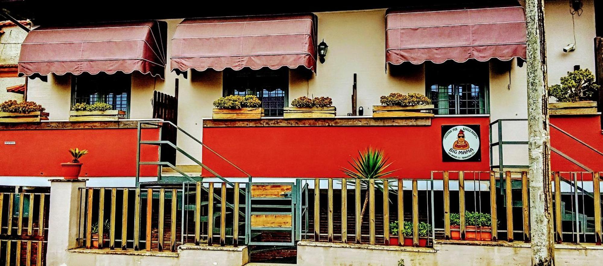 Big Mama Jungle Rooms Terracina Exterior photo
